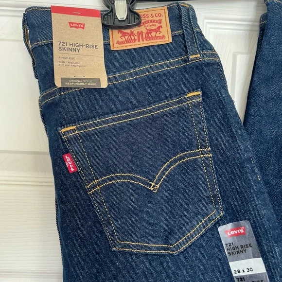 LEVIS 721 High Rise Skinny Jeans - Picture 3 of 3